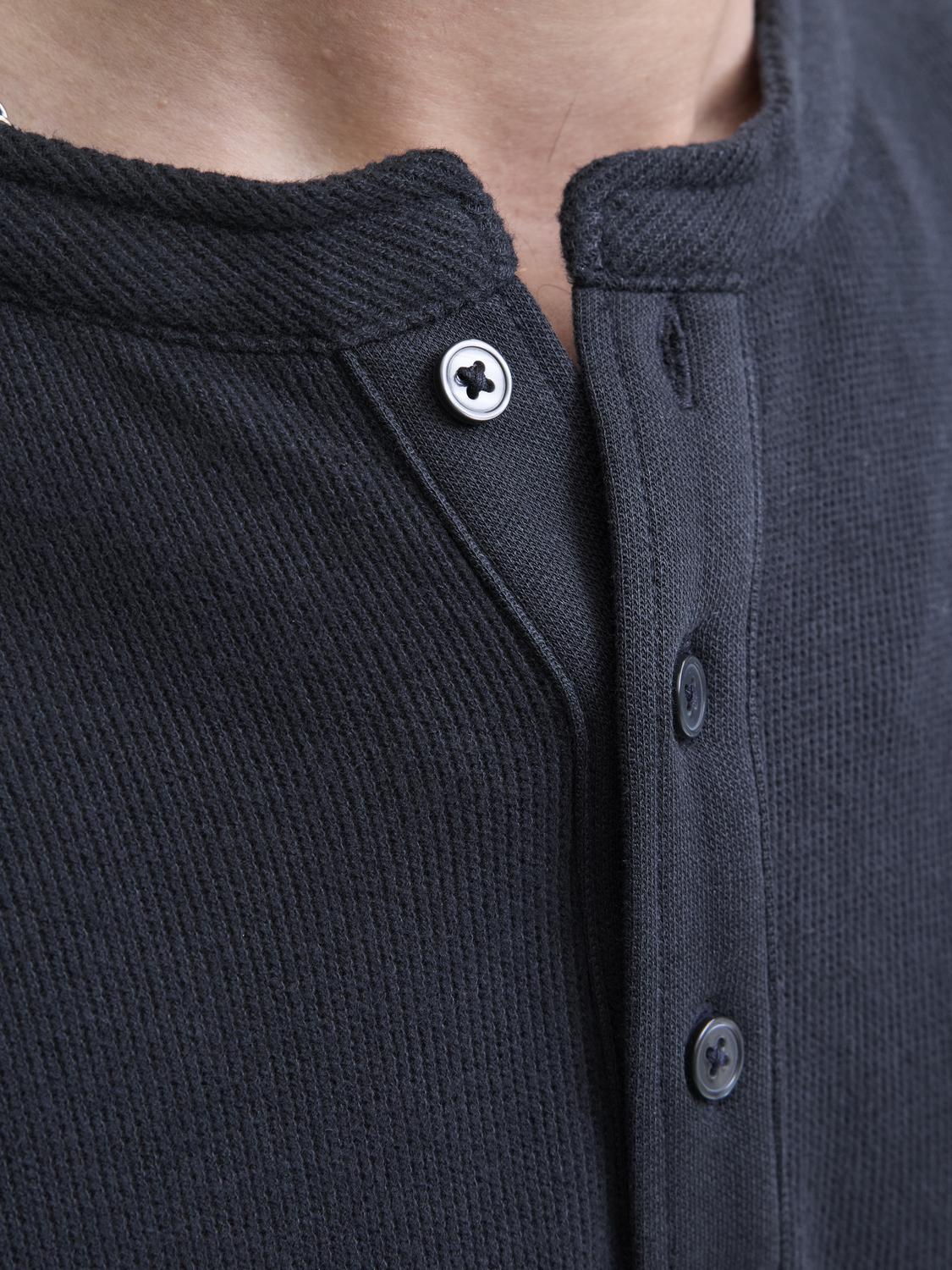 model_shot-detail